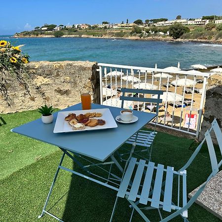 Villa Mg Hotel Santa Marinella Extérieur photo
