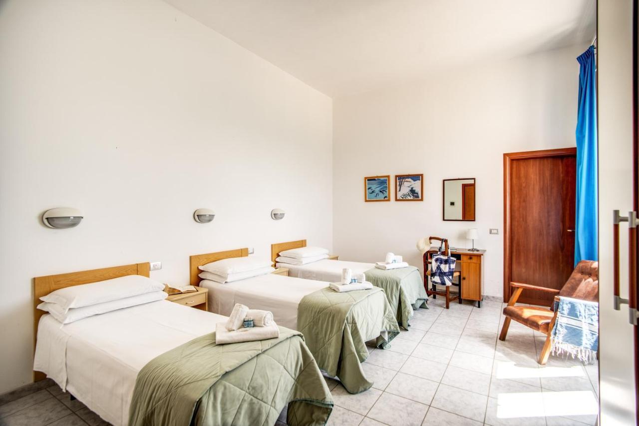 Villa Mg Hotel Santa Marinella Extérieur photo