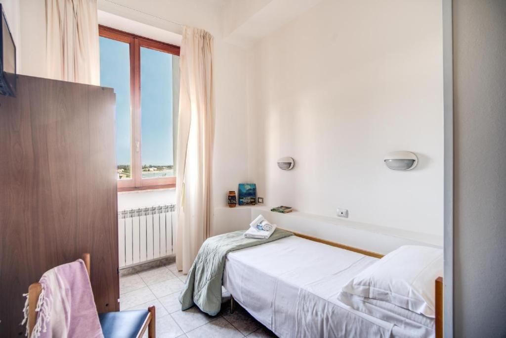 Villa Mg Hotel Santa Marinella Extérieur photo
