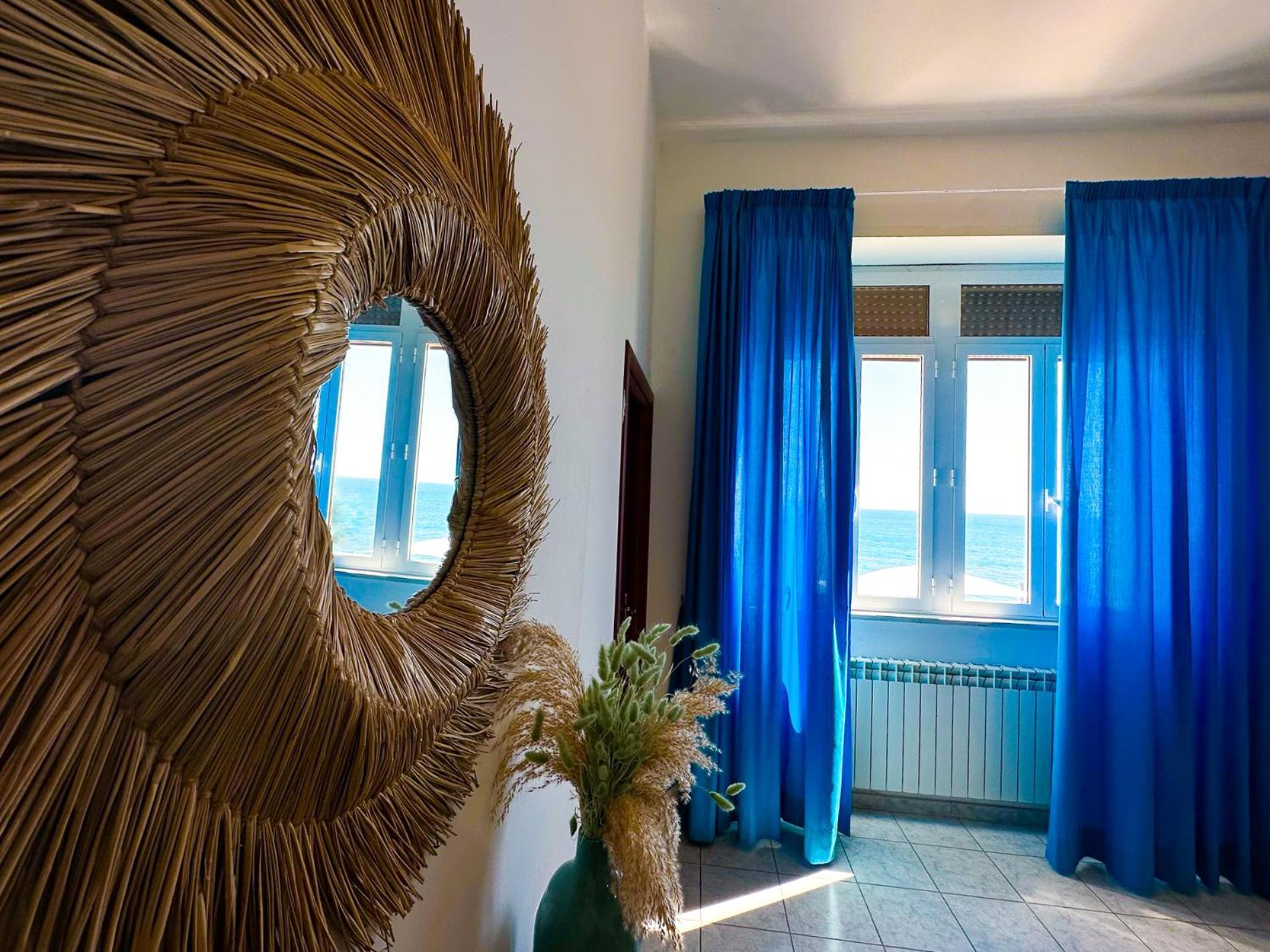 Villa Mg Hotel Santa Marinella Extérieur photo